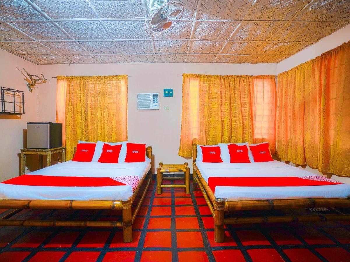 Oyo 875 Madhavi Beach Resort Balibago Exterior photo